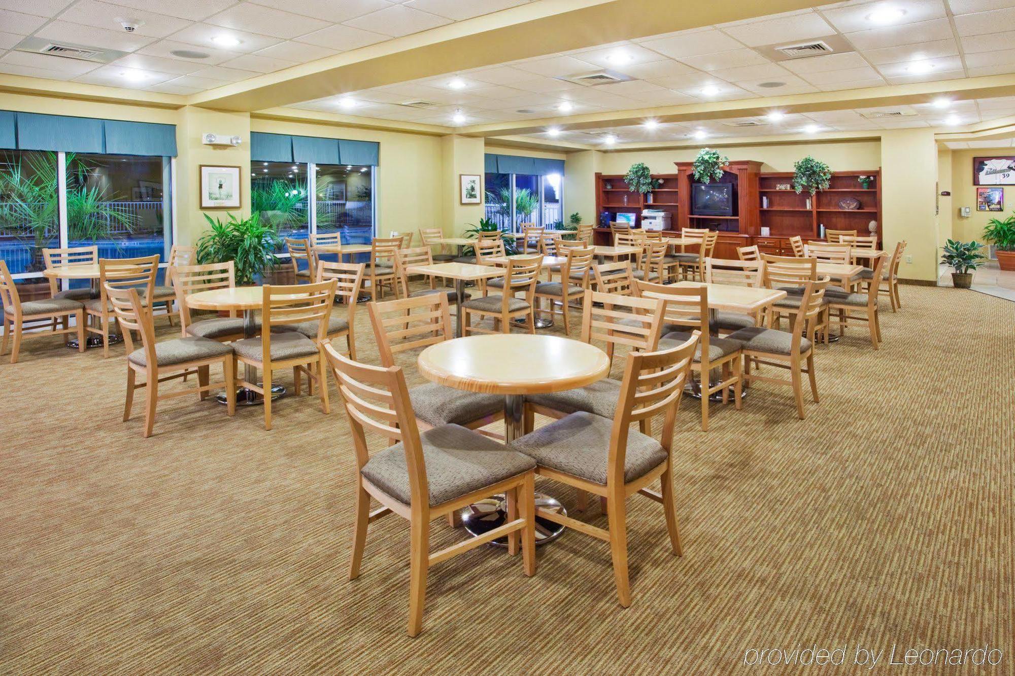 Holiday Inn Express Myrtle Beach-Broadway At The Beach By Ihg Restaurant bilde